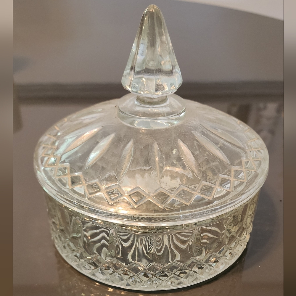 Elegant Glass Trinket Box